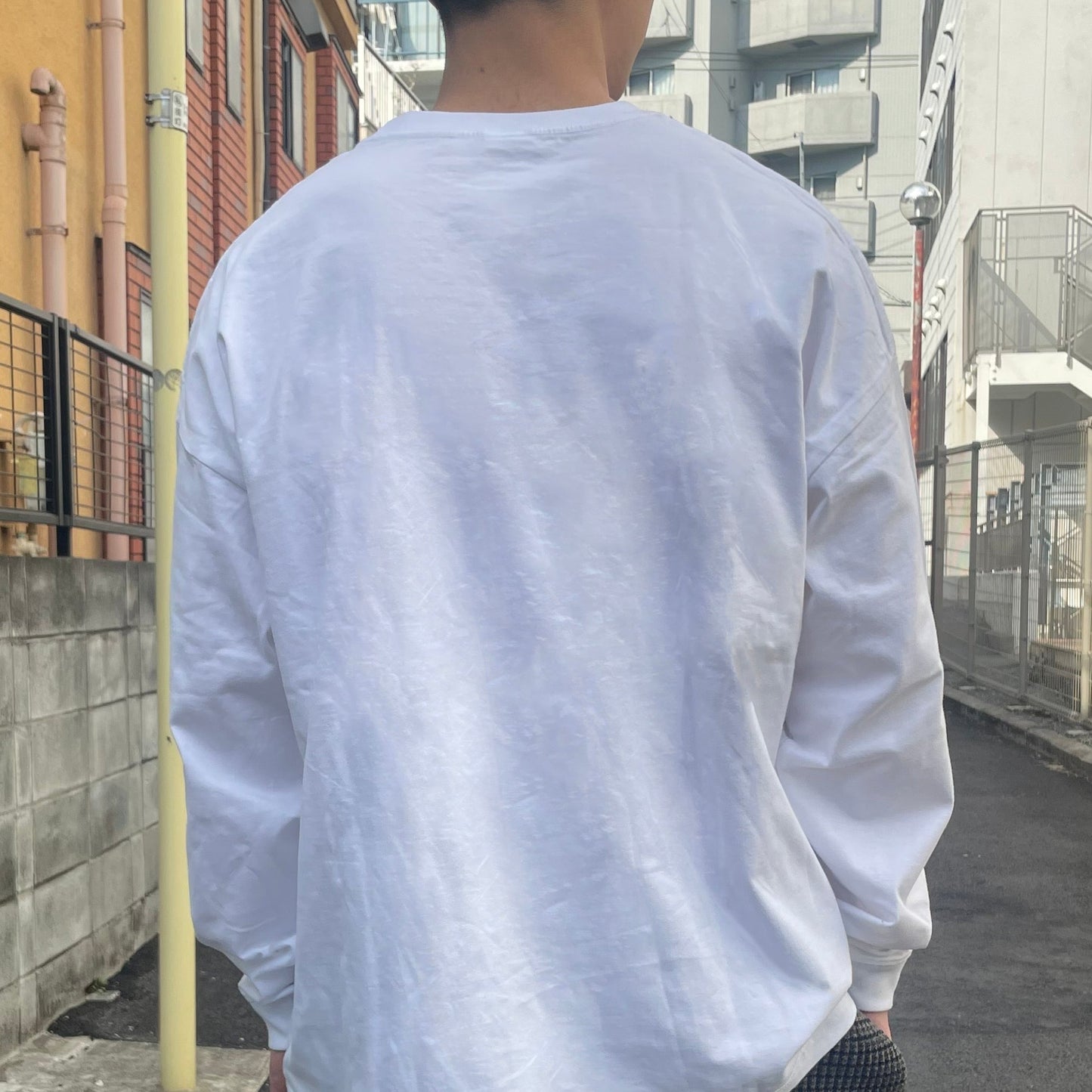 "hungry" LONG T-SHIRTS